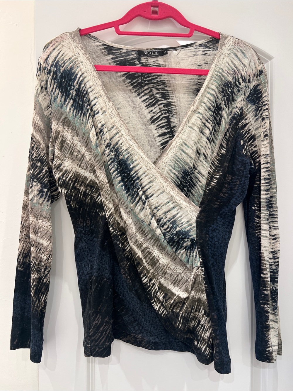 NIC+ZOE Gorgeous Wrap-Style Long Sleeve Silk Blend Pullover — Striking Print!